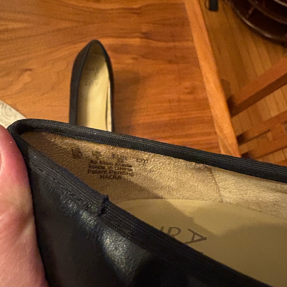 Naturalizer Black Leather Block Heel Pumps - Picture 8 of 8
